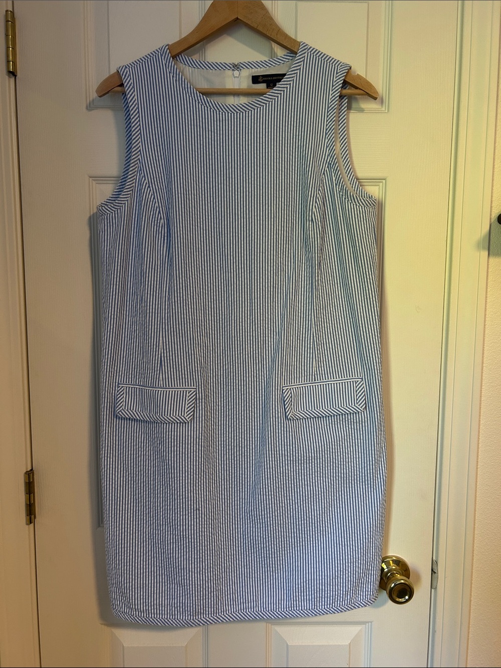 Brooks Brothers Sleeveless Blue Stripe Shift Dress - Classic Summer Style